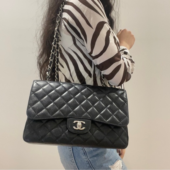 100% Authentic Chanel Jumbo Single Flap Shoulder Bag - Picture 3 of 9